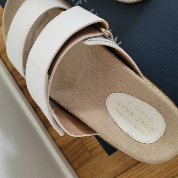 Women’s COLE HAAN Cloud Slide Optic White LEATHER SANDAL - Picture 5 of 6